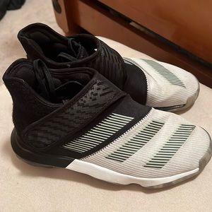 Boys Adidas basketball sneakers size 6 black